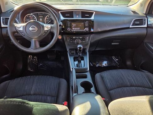 Used 2018 Nissan Sentra SV image 12