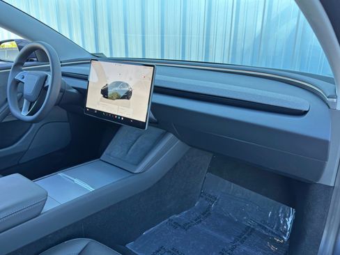 Used 2024 Tesla Model 3 Long Range image 15