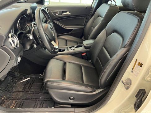 Used 2018 Mercedes-Benz GLA 250 4MATIC image 9