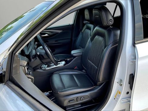 Used 2024 Buick Envista Avenir FWD image 21