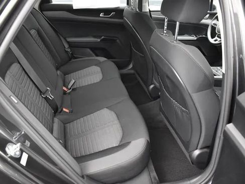 Used 2025 Kia K5 LXS image 17