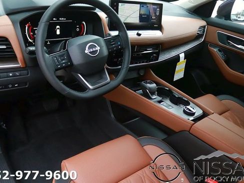 New 2026 Nissan Rogue Platinum w/ Platinum Premium Package AWD/4WD image 11
