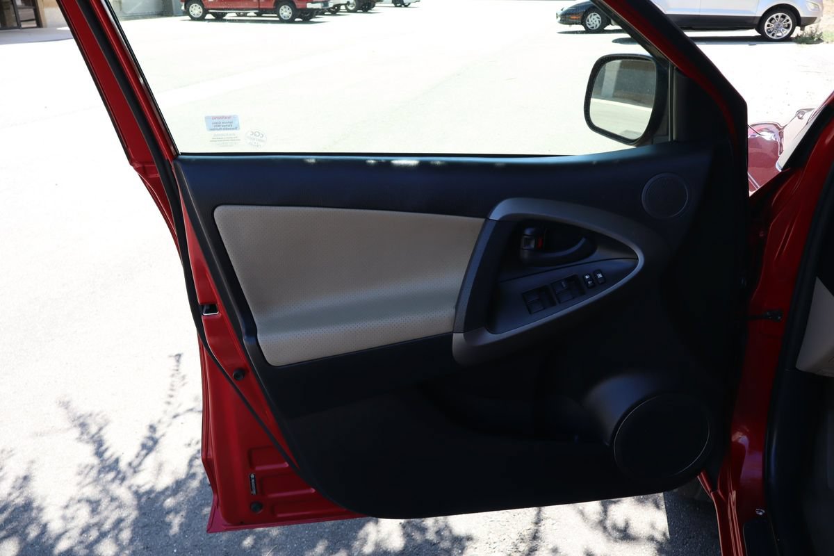 Used 2012 Toyota RAV4 Limited w/ Premium Plus Value Pkg AWD/4WD image 23