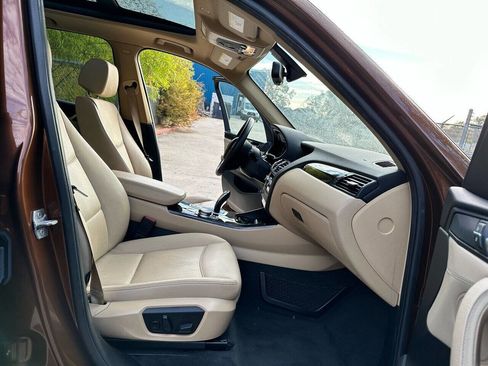 Used 2017 BMW X3 sDrive28i image 15