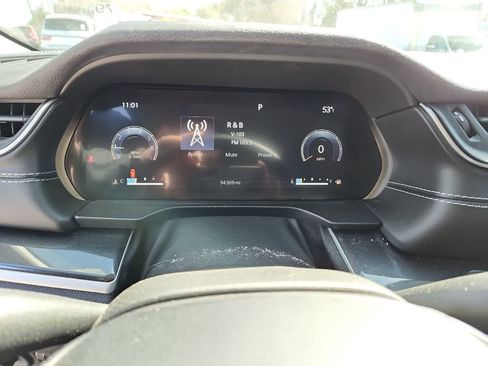 Certified 2021 Jeep Grand Cherokee L Laredo w/ Luxury Tech Group I image 9