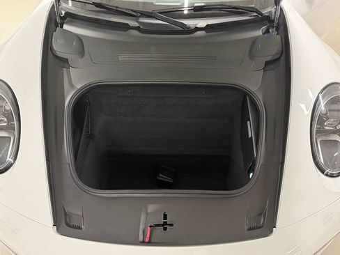 Certified 2024 Porsche 911 Carrera RWD image 19