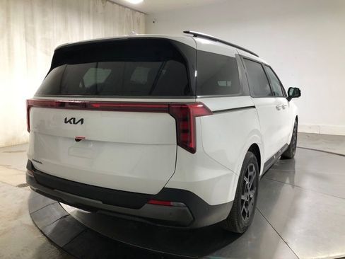 New 2026 Kia Carnival SX image 7