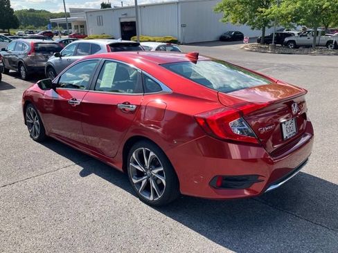 Used 2019 Honda Civic Touring image 6