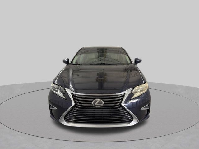 Used 2018 Lexus ES 350 w/ Luxury Package w/Wood Trim FWD image 2