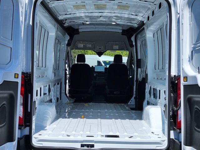 New 2026 Ford Transit 150 Medium Roof RWD image 29