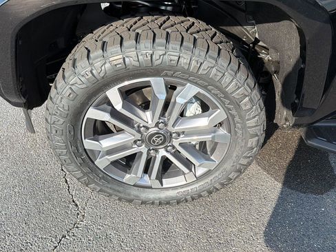 New 2026 Toyota 4Runner Limited AWD/4WD image 36