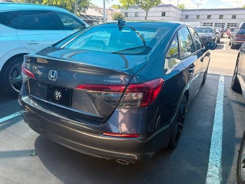 Used 2022 Honda Civic Sport image 9