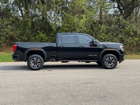 Used 2022 GMC Sierra 2500 AT4 image 4