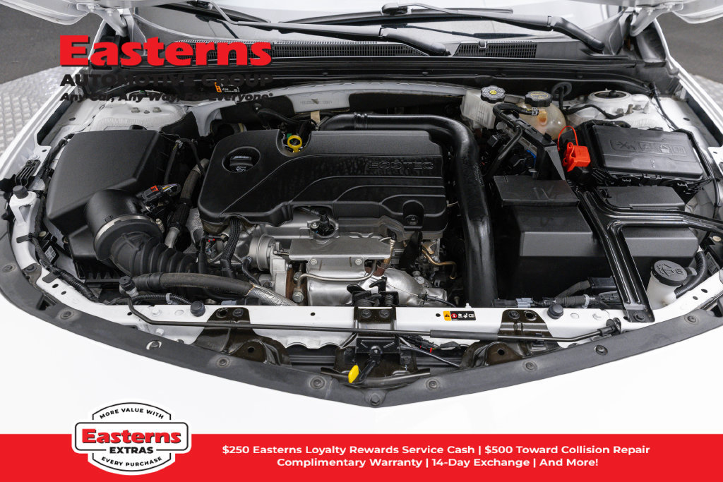 Used 2025 Chevrolet Malibu LT FWD image 8