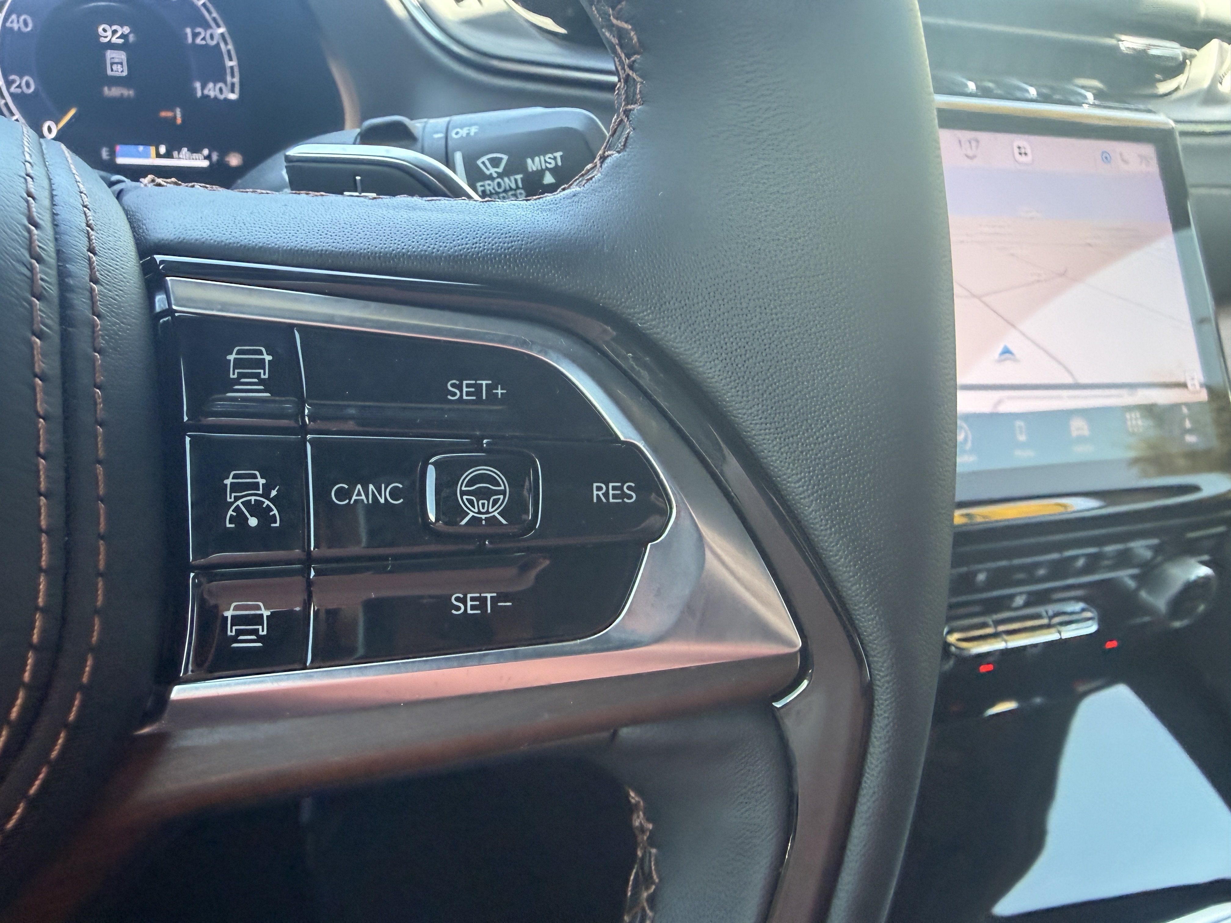Used 2024 Jeep Grand Cherokee Summit w/ Luxury Tech Group V AWD/4WD image 29