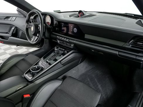 Used 2024 Porsche 911 Carrera T RWD image 23