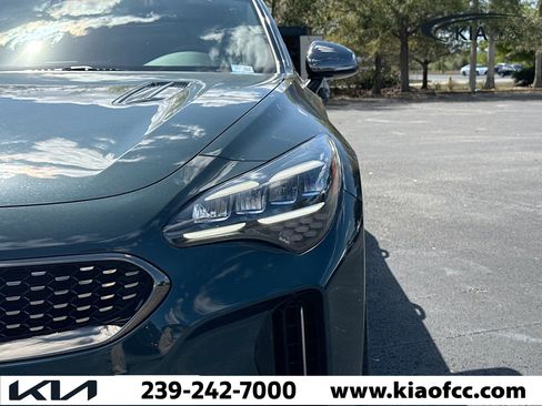 Certified 2022 Kia Stinger GT1 image 9