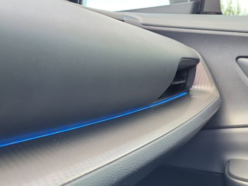 Used 2024 Toyota Prius XLE image 30