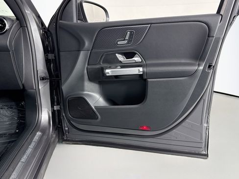 New 2026 Mercedes-Benz GLB 250 image 23