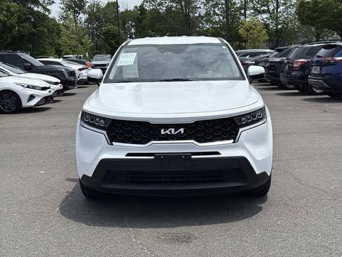 Used 2022 Kia Sorento LX FWD image 6