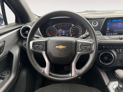 Used 2022 Chevrolet Blazer LT image 12