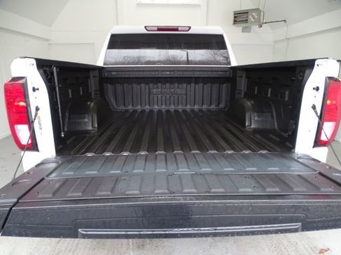 Certified 2022 GMC Sierra 1500 Elevation image 24