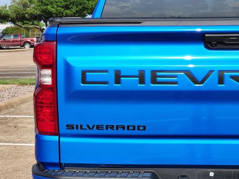 Used 2026 Chevrolet Silverado 1500 Custom w/ Turbomax Blackout Package AWD/4WD image 12