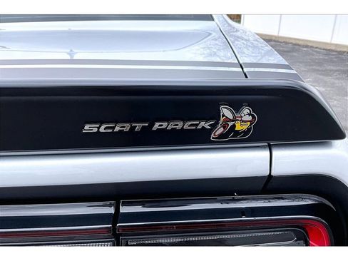 Used 2023 Dodge Challenger R/T Scat Pack image 9