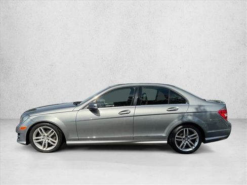 Used 2013 Mercedes-Benz C 300 4MATIC Sedan image 8