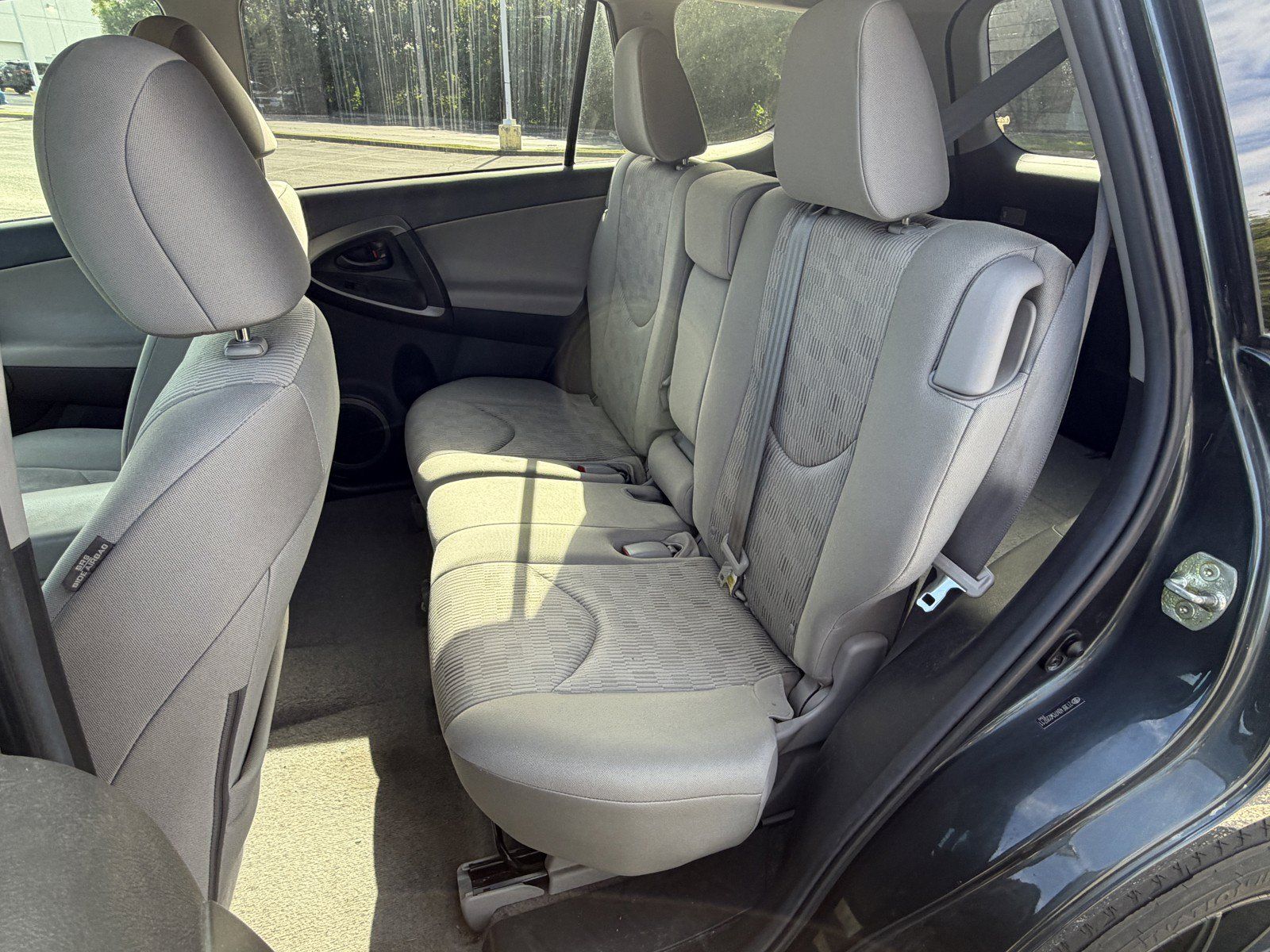 Used 2012 Toyota RAV4 4WD w/ Value Pkg image 9
