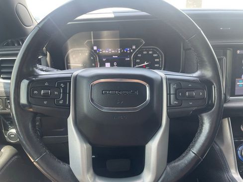 Used 2021 GMC Yukon Denali AWD/4WD image 13