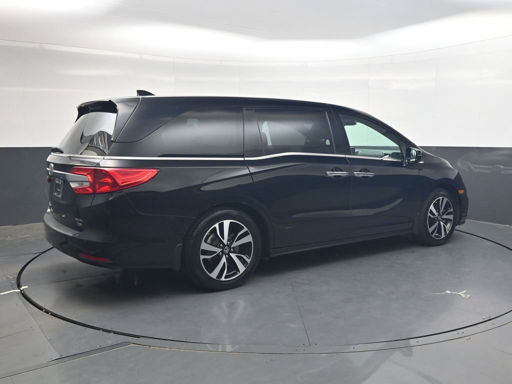 Used 2019 Honda Odyssey Elite image 4