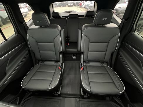 New 2026 Buick Enclave Sport Touring image 25