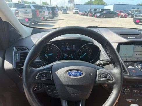 Used 2018 Ford Escape Titanium AWD/4WD image 19