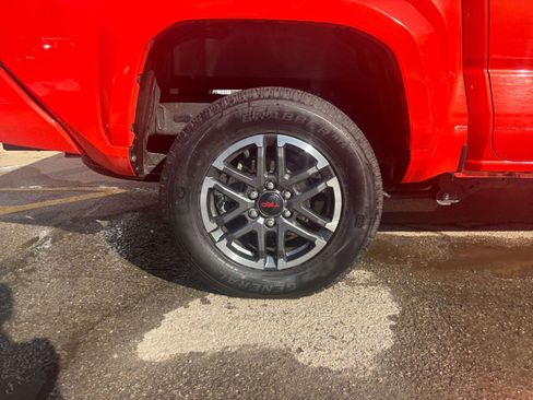 Used 2024 Toyota Tacoma TRD Sport image 30