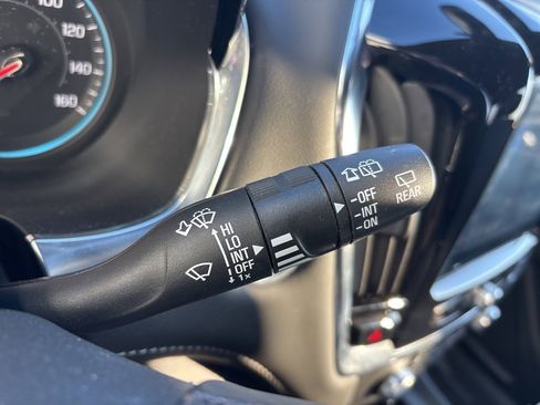 Certified 2023 Chevrolet Traverse LT image 27