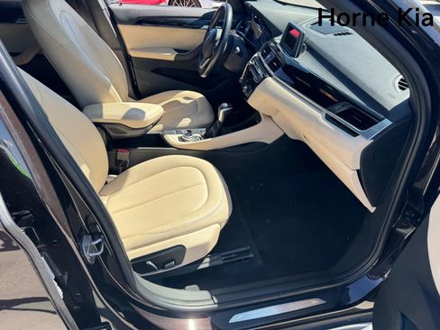 Used 2017 BMW X1 sDrive28i FWD image 25