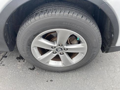 Used 2015 Toyota RAV4 XLE image 44