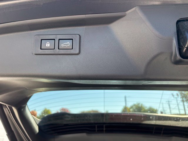 Used 2021 Subaru Outback Limited w/ Popular Package #2 AWD/4WD image 11