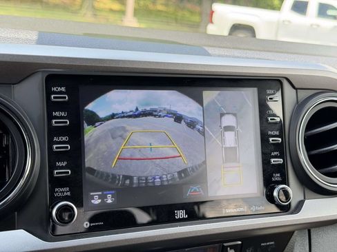 Certified 2023 Toyota Tacoma Limited AWD/4WD image 5