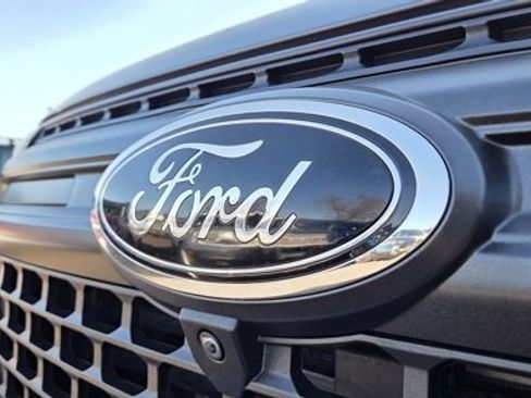 Used 2022 Ford Explorer Timberline image 7