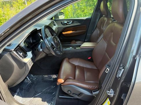 Used 2018 Volvo XC60 T5 Inscription w/ Convenience Package AWD/4WD image 6