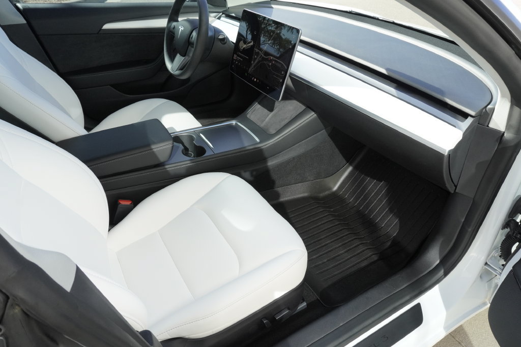 Used 2022 Tesla Model 3 Long Range AWD/4WD image 21