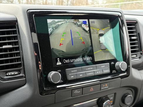 Used 2024 Nissan Frontier PRO-4X w/ Pro Premium Package image 9