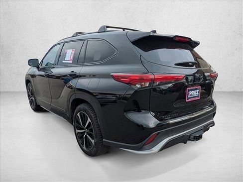 Used 2021 Toyota Highlander XSE image 7