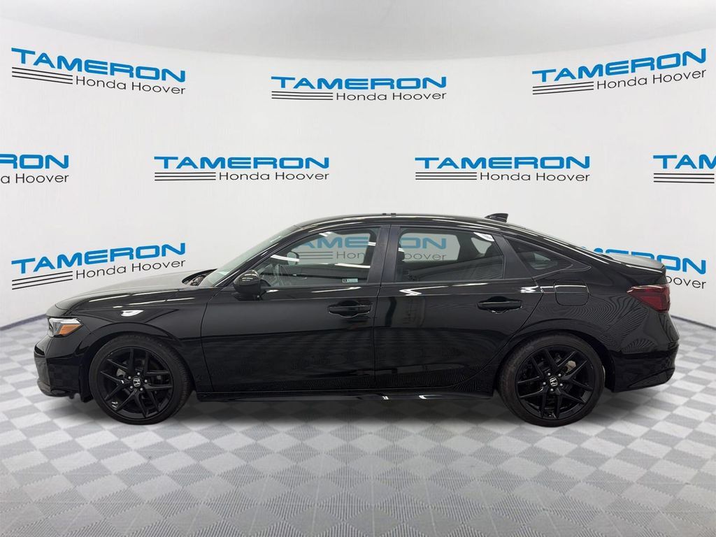 Used 2025 Honda Civic Sport image 2