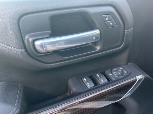 Used 2023 Chevrolet Silverado 3500 LT w/ Convenience Package image 10