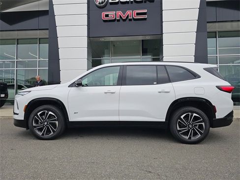 New 2025 Buick Enclave Sport Touring w/ Super Cruise Package image 4