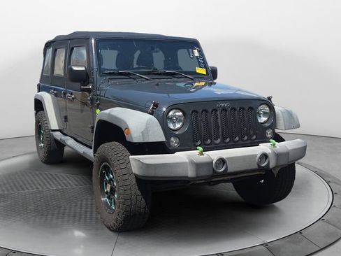 Used 2017 Jeep Wrangler Unlimited Sport w/ Connectivity Group AWD/4WD image 7