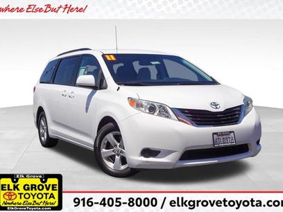 Used 2011 Toyota Sienna LE w/ Towing Pkg